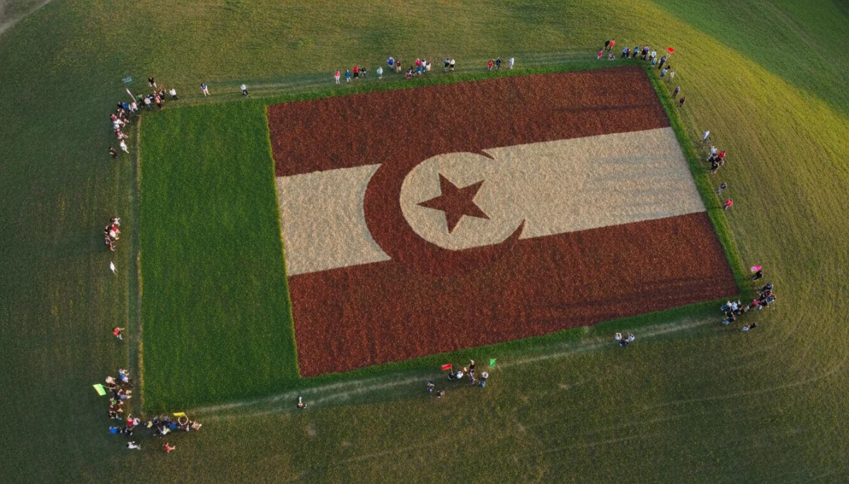 Kansas Bozkırlarında Cezayir Rüzgarı: Unutulmaz Bir Dostluk